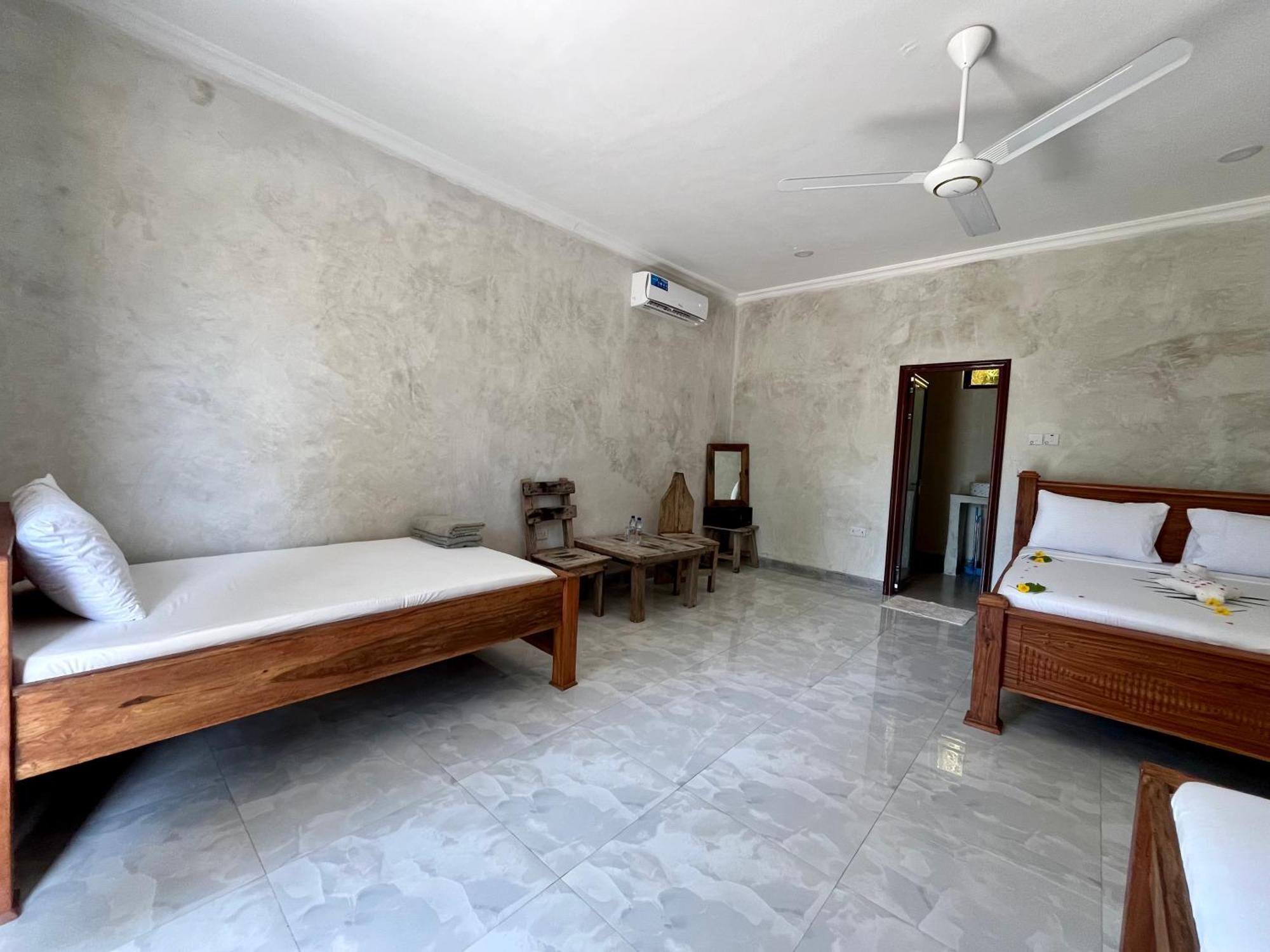 Jambo Beach Hotel パジェ エクステリア 写真
