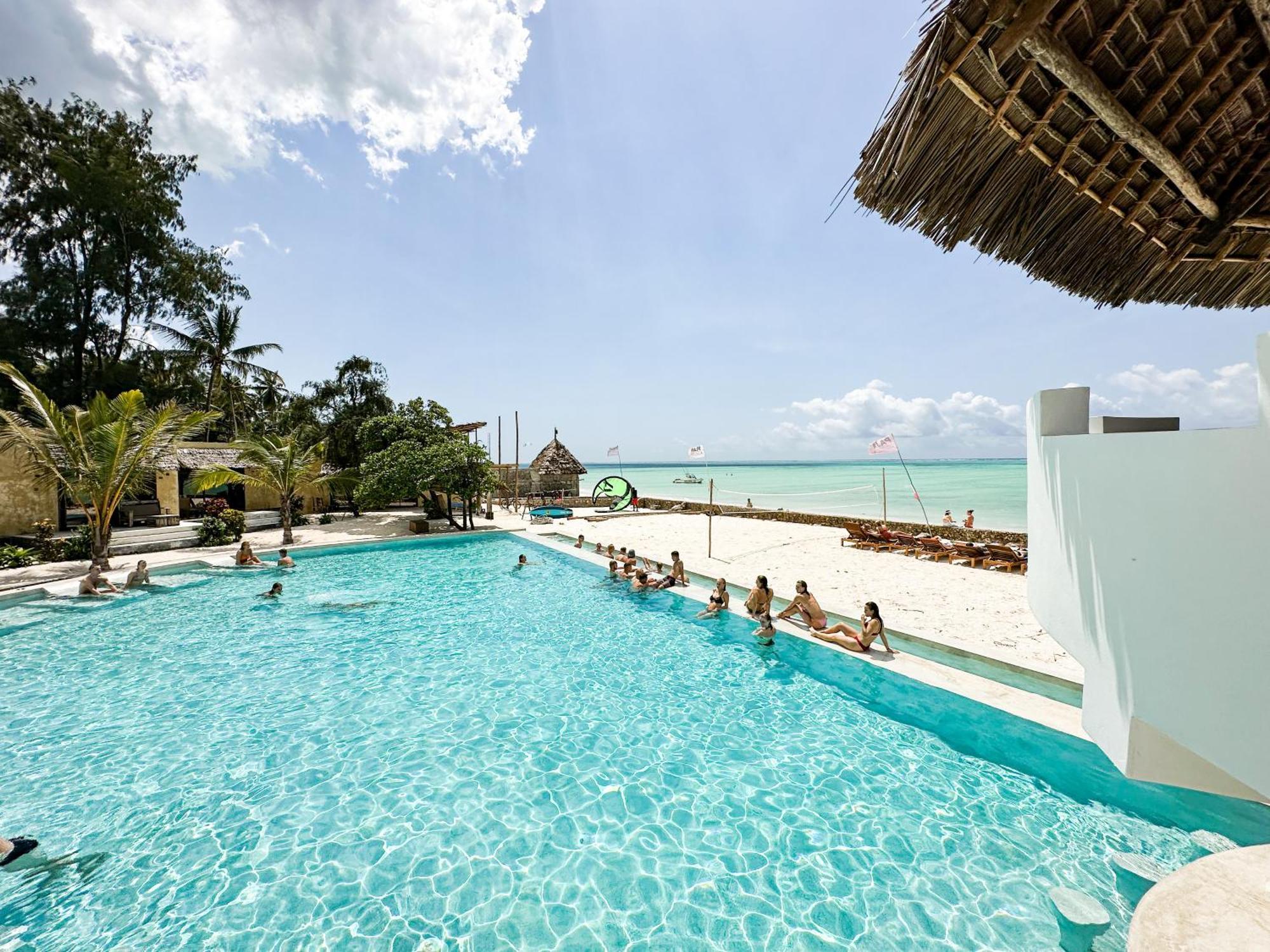 Jambo Beach Hotel パジェ エクステリア 写真